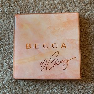 Becca x Chrissy Teigen Glow Face Palette